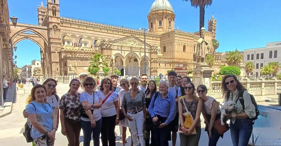 Palermo, tour tra monumenti unici e mercati colorati - Mercato del Capo and a Short Street-Food Stop That Feels Like Real Life