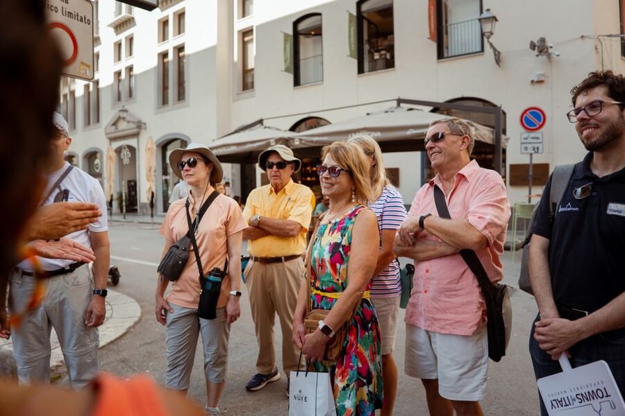 Palermo: UNESCO World Heritage Sites Guided Walking Tour - Teatro Massimo and the Church of Saint Dominic: start where the city shows off