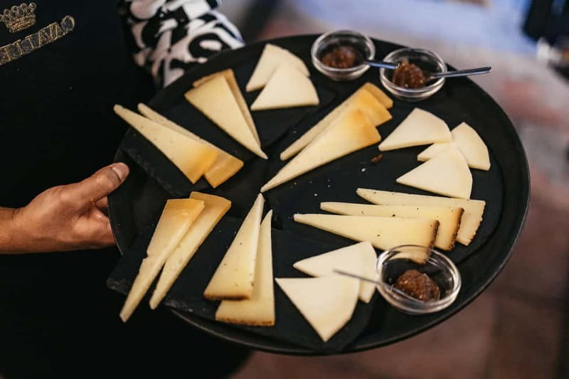 Palermo: Wine Tasting with Snacks at Bottega Monteleone - Antipasti Pairings That Feel Like a Light Sicilian Meal
