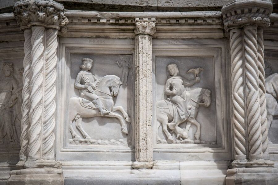 Perugia: Old Town Walking Tour, Piazza IV Novembre - Getting Oriented: Where the Tour Starts in Piazza IV Novembre