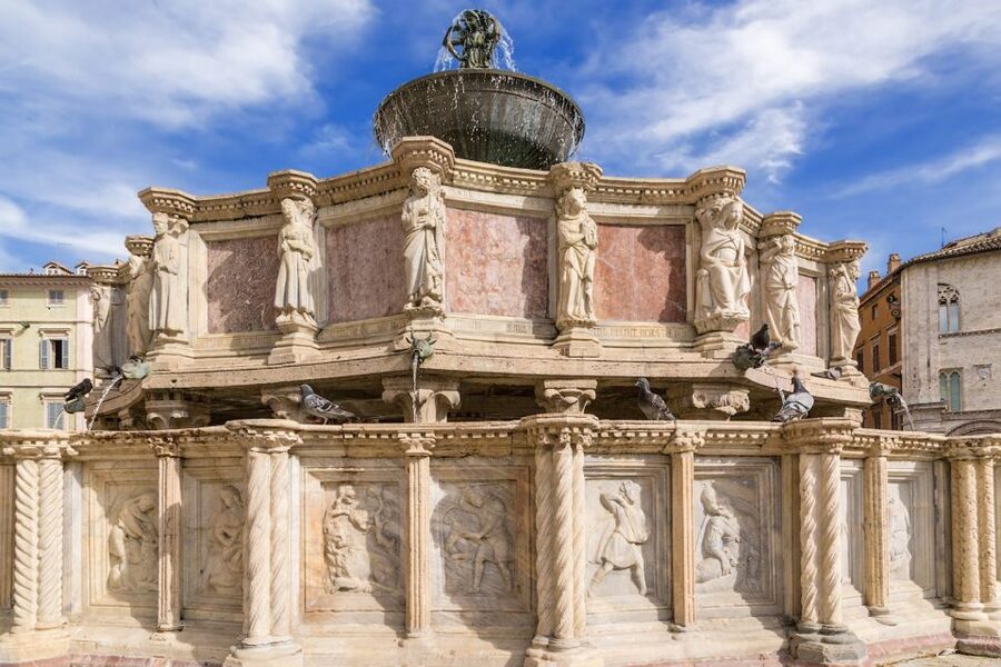 Perugia: Old Town Walking Tour, Piazza IV Novembre - Price and Value for a $35 Per Person, 1.5-Hour Walk