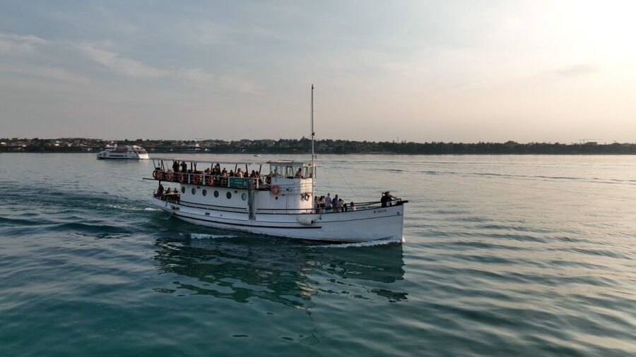 Peschiera: Half-Day Lake Garda Cruise with Lunch - Booking Checklist: What to Pack and What to Skip