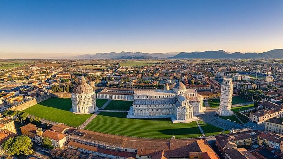 Pisa: Guided Tour with Optional Tower Tickets - What the 2 to 3 hours really feels like