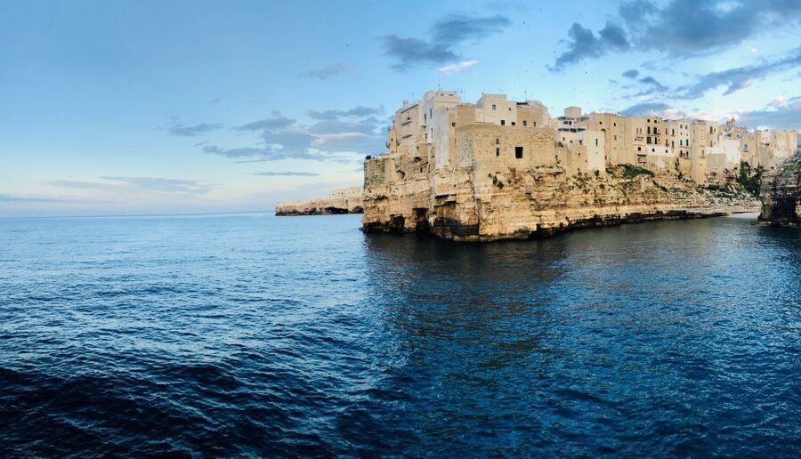 Polignano a Mare: Boat Trip, Swim & Cave with Aperitif - Why Polignano a Mare’s coastline is best seen by boat