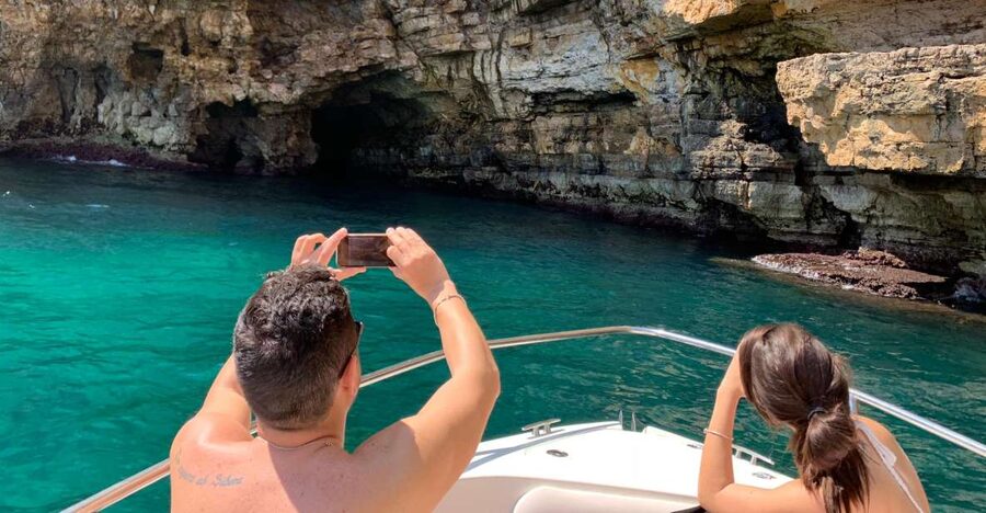 Polignano a Mare: Cave Boat Tour with Aperitif - Aboard Comfort, Aperitif Moments, and the Deck Vibe
