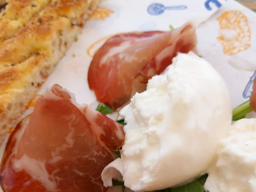 Polignano a Mare: Street Food Tour with Tastings and Wine - Wine stop timing, and how to make the pairing work for you