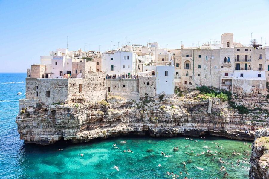 Polignano a Mare: Street Food Tour with Tastings and Wine - Which guide style suits you, Daniele, Giuseppe, or Alessandra