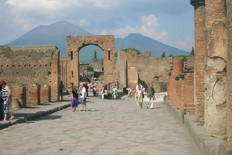 Pompei: Pompeii Private Tour - How an Archaeologist Changes What You Notice