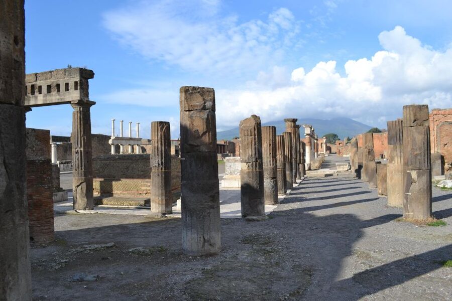 Pompeii: 2-Hour Guided Tour with an Archaeologist - A 2-hour Pompeii plan that actually works