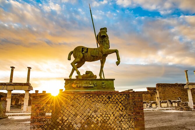 Pompeii, Amalfi Coast and Positano Day Trip from Rome - Leaving Rome, arriving in time to beat the crowds