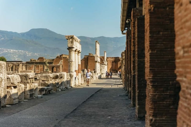 Pompeii: Archaeological Park Tour with Ticket on request - Houses, everyday items, frescoes, and the shock of intact details