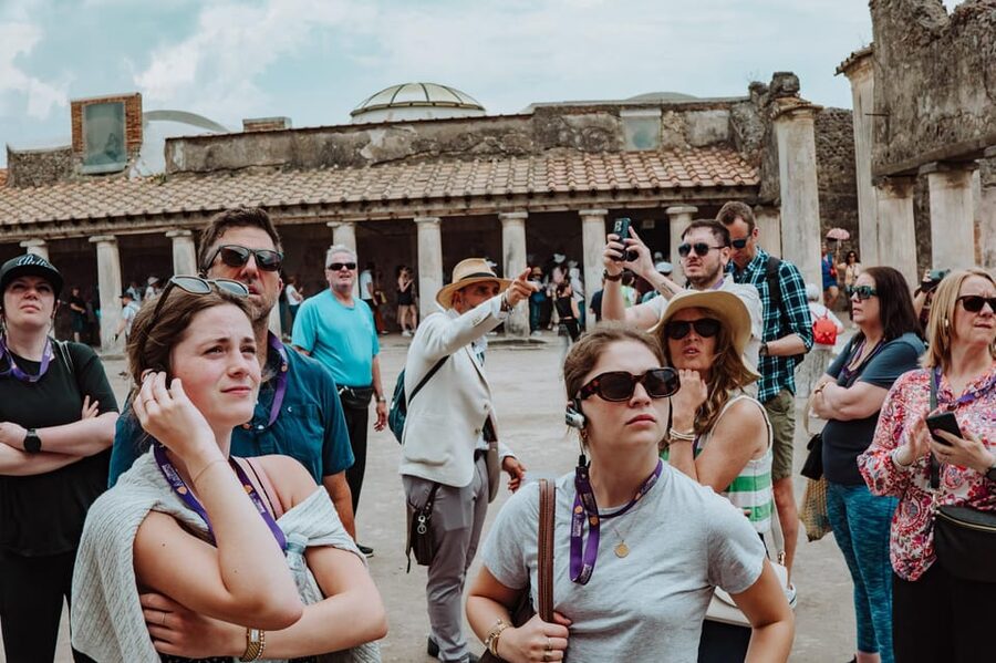 Pompeii: Entry Ticket and Guided Tour with an Archaeologist - Foro Civile di Pompei and the Forum Baths: reading public life