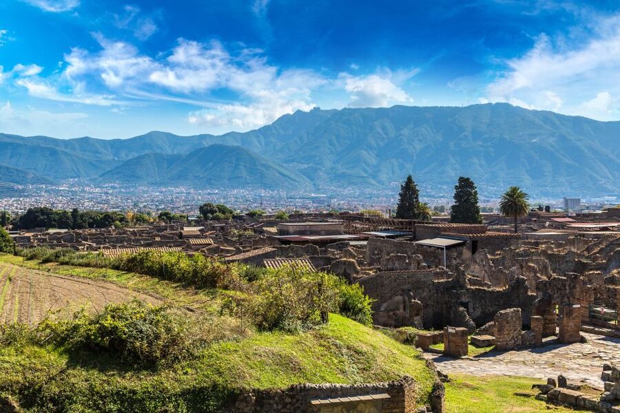 Pompeii: Entry Ticket with Optional Audio Guide - Villa Mysteries and the suburban villas, what changes when you choose Pompei+