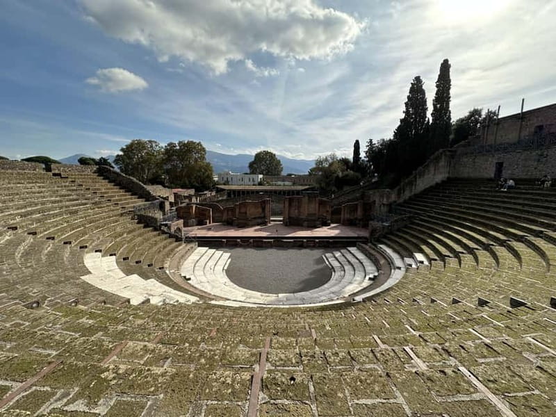 Pompeii: Exclusive Tour with Archaeologist and Entry Tickets - Baths and the Forum Baths: social life, comfort, and routine