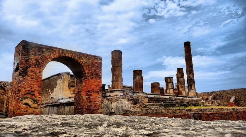 Pompeii: Group Tour with an Archeologist Guide - The Western-Side Route and Porta Marina to Basilica, Forum, and Baths