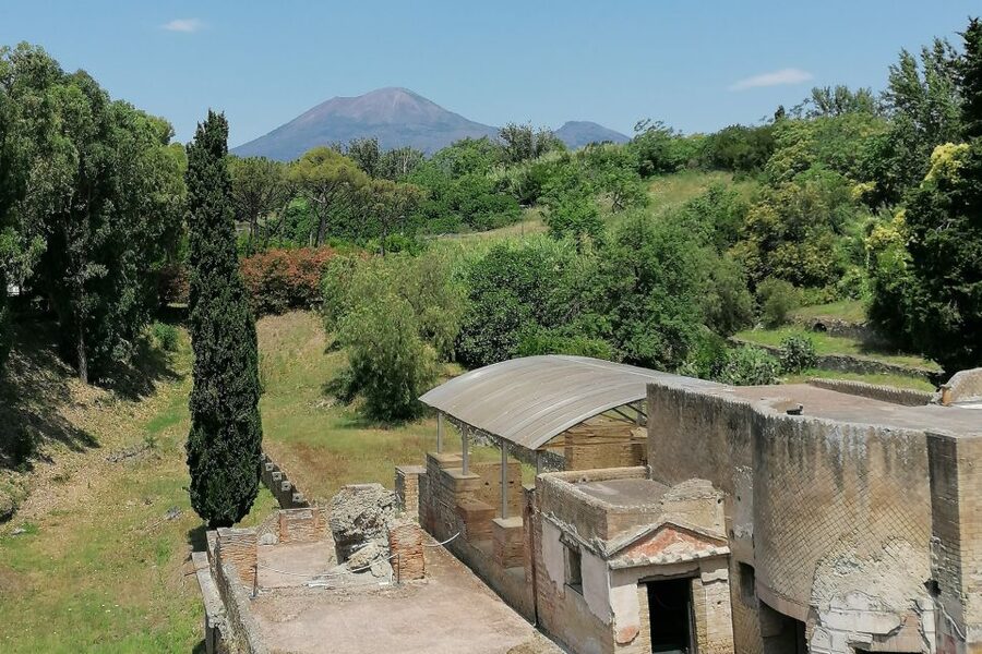 Pompeii: Guided Tour with Archaeologist with max. 12 People - Who this Pompeii tour fits best (and who should reconsider)