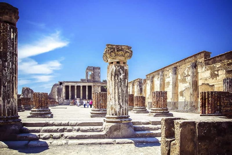 Pompeii Ruins Private Tour with Optional Skip-the-Line Entry - Streets, Shops, Temples, and How Romans Lived