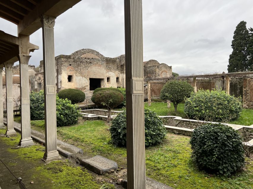 Pompeii: Small-Group Guided Tour with Skip-the-Line Ticket - Skip-the-Line Tickets That Actually Save Your Time
