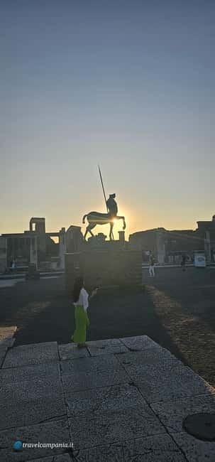 Pompeii: Tour with Archaeologist Guide & Skip-the-Line Entry - A 2-hour Pompeii route that balances highlights and meaning