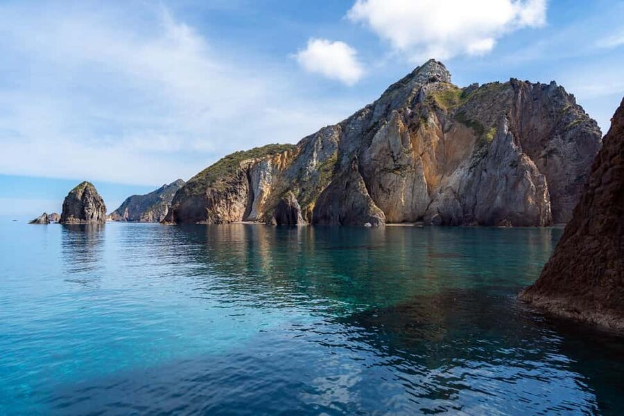 Ponza: Palmarola & Ponza Island Cruise with Swimming & Lunch - Cala Feola, Natural Pools, and the Run of Coveways
