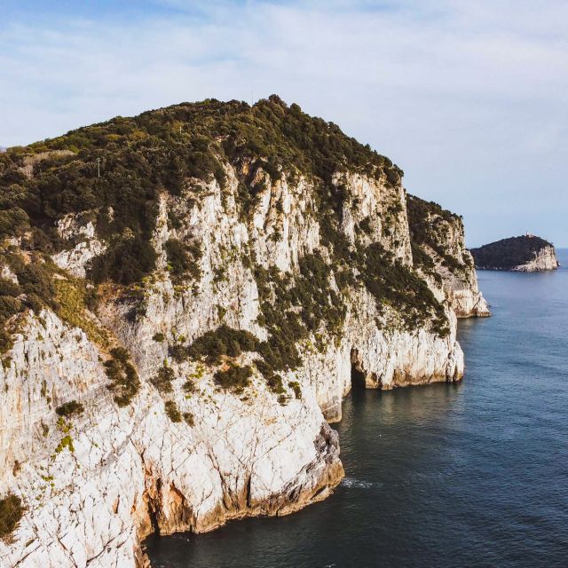 Portovenere: Isola Palmaria, Tino, and Tinetto Boat Tour - Saint Peter’s Church and why the religious landmarks fit this coast