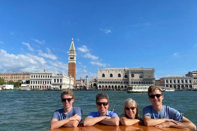 Private 3 hrs Venice Tour: St Mark's, Walking tour & Boat tour - Small-Group Comfort and the Audio Factor