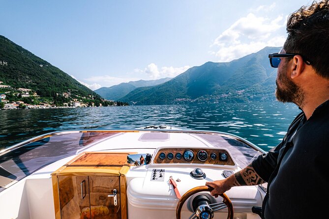 Private Cruise on Lake Como with Speedboat from 1H to 4H - Moltrasio and Carate Urio: private villas with breathing room