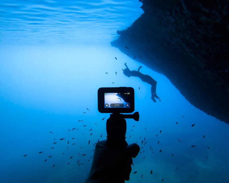 Procida: Boat Tour with Swimming Stops and Underwater Photos - Coast Highlights From the Sea: What You’ll See on the Loop