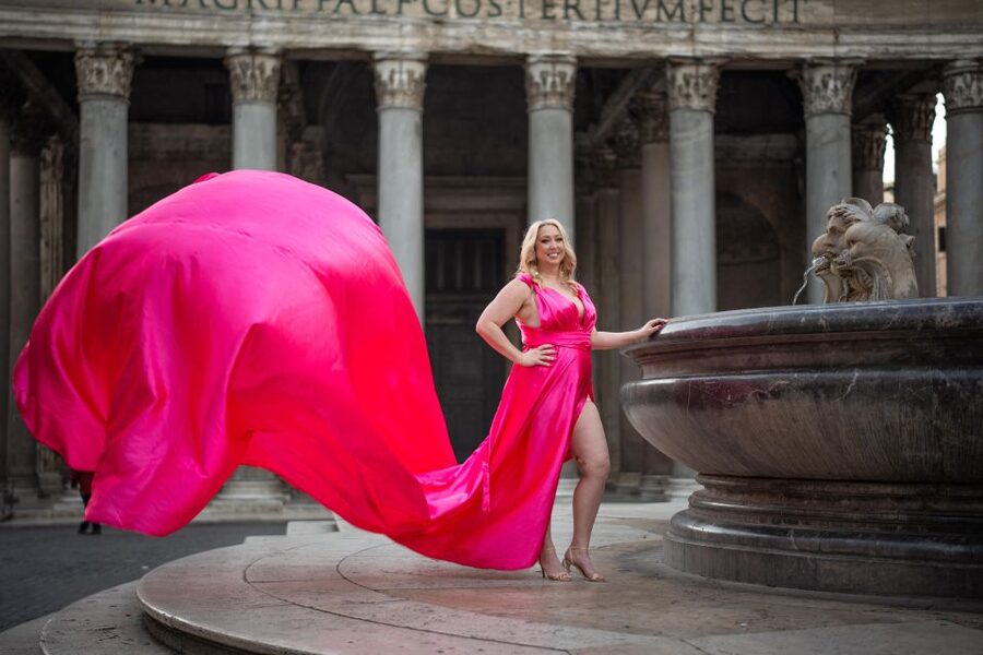 Professional Photoshoot in Rome - Optional outfit changes, but keep it realistic
