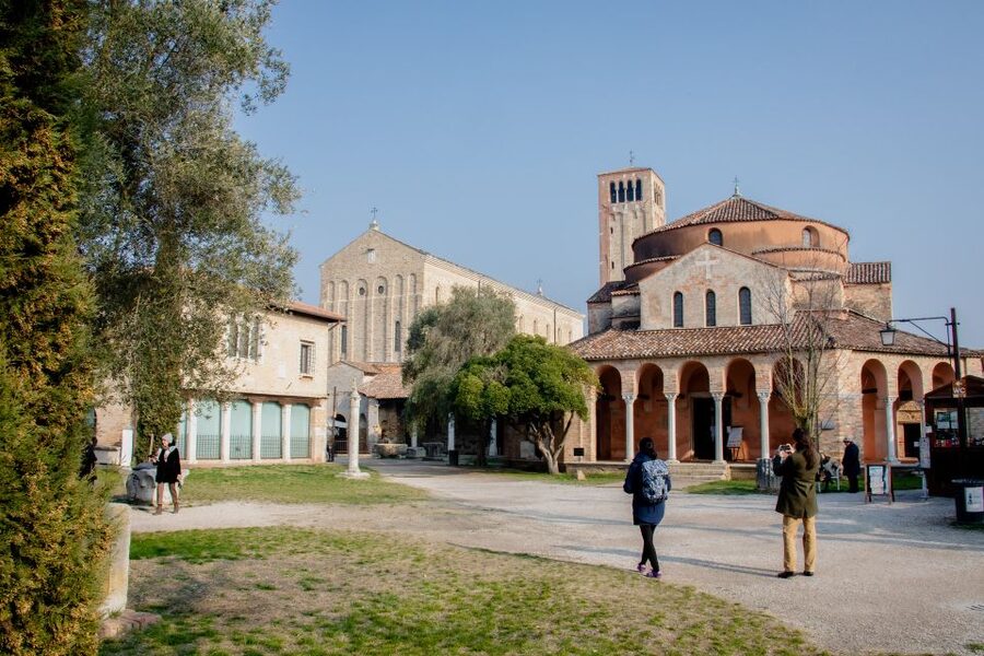 Punta Sabbioni: Murano, Burano & Torcello Guided Boat Tour - The Lagoon Cruise, Plus a Mid-Route Pickup Stop