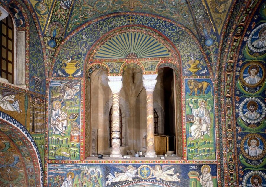 Ravenna: UNESCO Monuments and Mosaics Guided Tour - Sant’Apollinare Nuovo: one long mosaic story of Christ