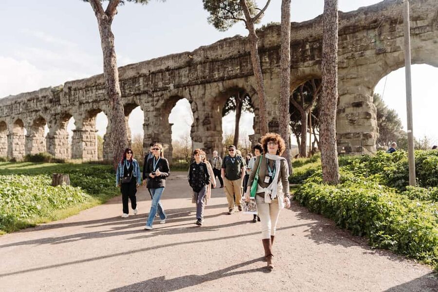 Rome: Appian Way, Aqueducts, and Catacombs Tour - Mausoleo di Cecilia Metella: the big circular tomb moment