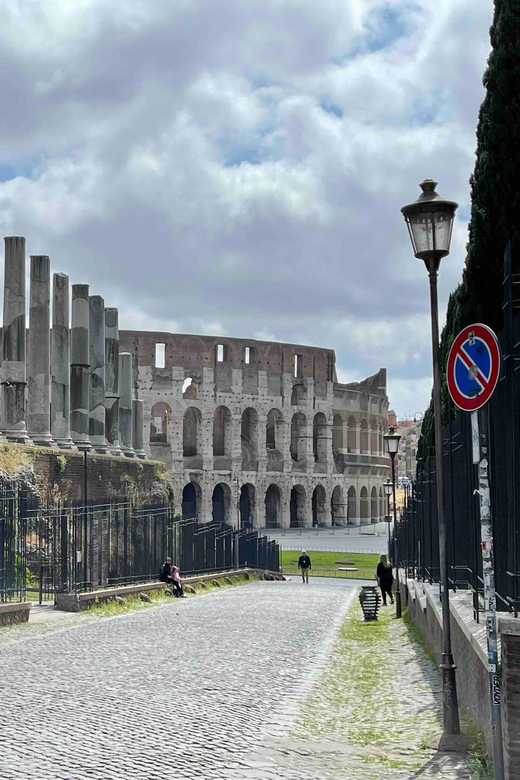 Rome: Arena Colosseum Tour with Arena Access - Games, emperors, and crowd decisions: what you learn on the arena floor