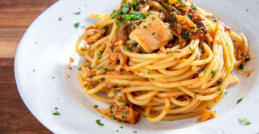 Rome: Award-Winning Roman Food Tours - Finding the meeting point near La Nicchia Cafè, without stress