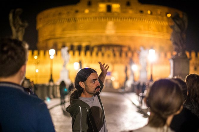 Rome by Night Walking Tour - Legends & Criminal Stories - Haunted Bridges and a Notorious Murderer’s House: When Legends Turn Local