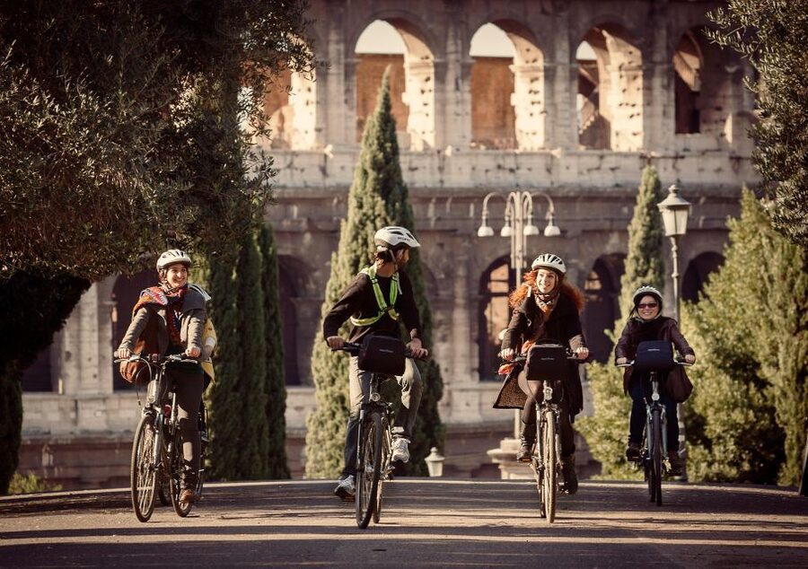 Rome: Cannondale E-Bike Tour of Top Landmarks & More - Cannondale E-Bikes and Comfort Details That Matter