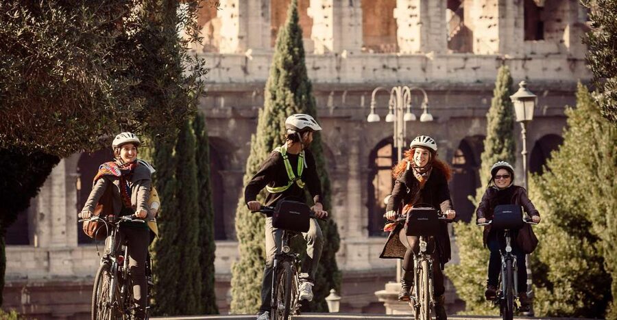Rome: Cannondale E-Bike Tour of Top Landmarks & More - Colosseum to Imperial Forums, With a View You Will Remember