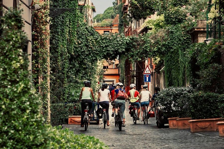 Rome: Cannondale E-Bike Tour of Top Landmarks & More - Through the Jewish Ghetto, Portico di Ottavia, and Theatre of Marcellus