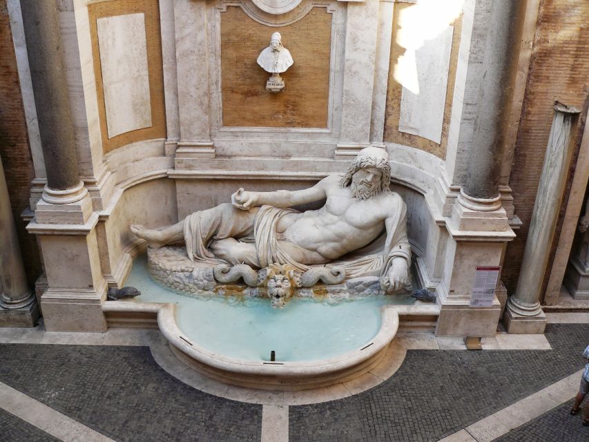 Rome: Capitoline Museums Experience with Multimedia Video - First steps at Touristation Aracoeli, then straight to Campidoglio