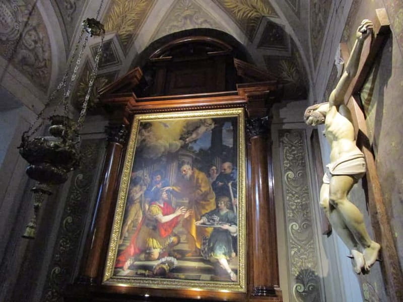 Rome: Capuchin Crypts Skip-the-Line Ticket and Tour - Leg bones, thigh bones, and pelvises with two friars