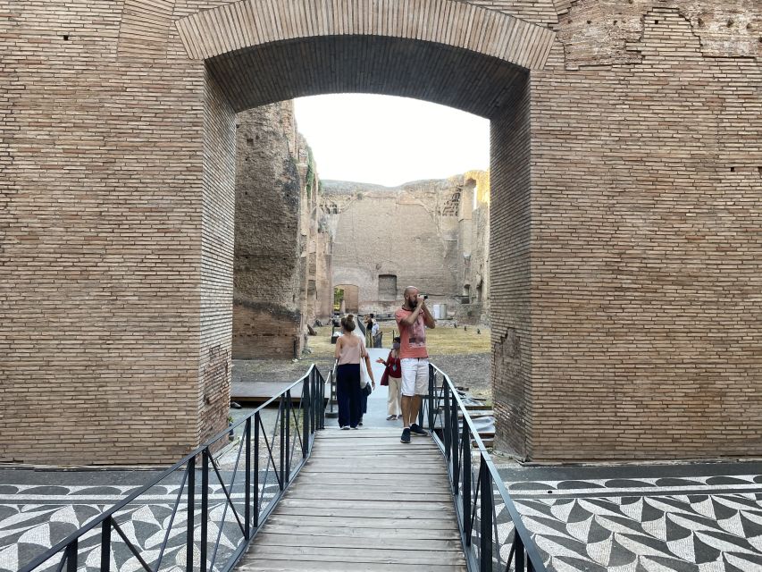 Rome: Caracalla Baths & Circus Maximus — Private or Shared - What “an hour at the baths” really means