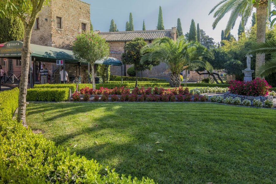 Rome: Catacomb of St. Callixtus and Appian Way Guided Tour - Why this catacombs and Appian Way tour feels different from central Rome