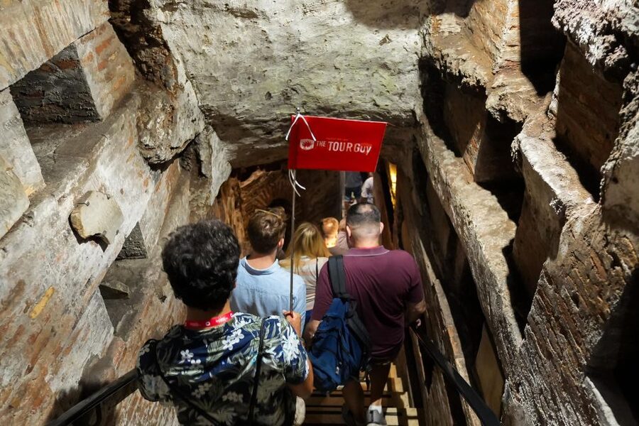 Rome: Catacombs and Capuchin Crypt Guided Tour with Transfer - The logic of this Rome underground tour, Capuchins and catacombs in one loop