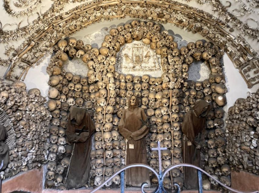 Rome: Catacombs and Capuchin Crypt Guided Tour with Transfer - Capuchin Crypts with skip-the-line entry and the five Bone Chapels