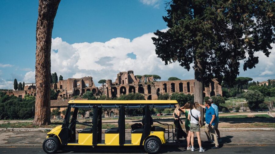 Rome: City Highlights Golf Cart Tour with Local Guide - How the Small Group Setup Changes Your Experience