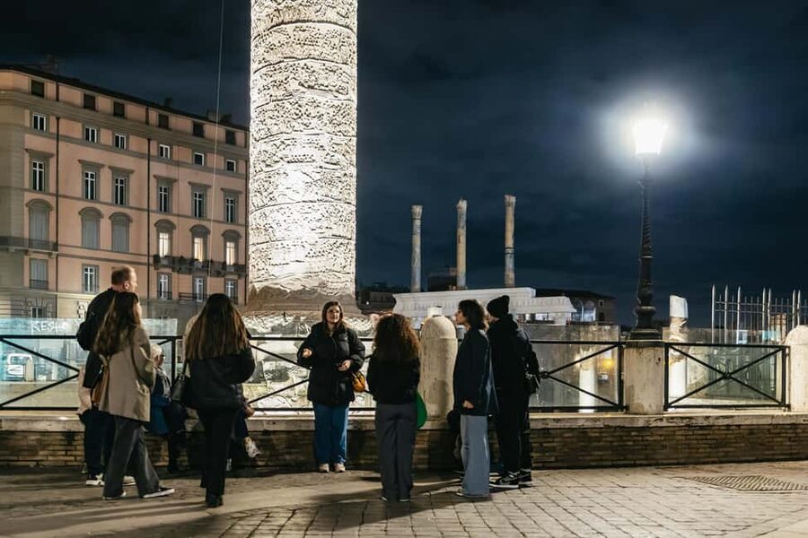 Rome: City Highlights Moonlight Walking Tour - Pantheon under night lights, and why that dome still matters