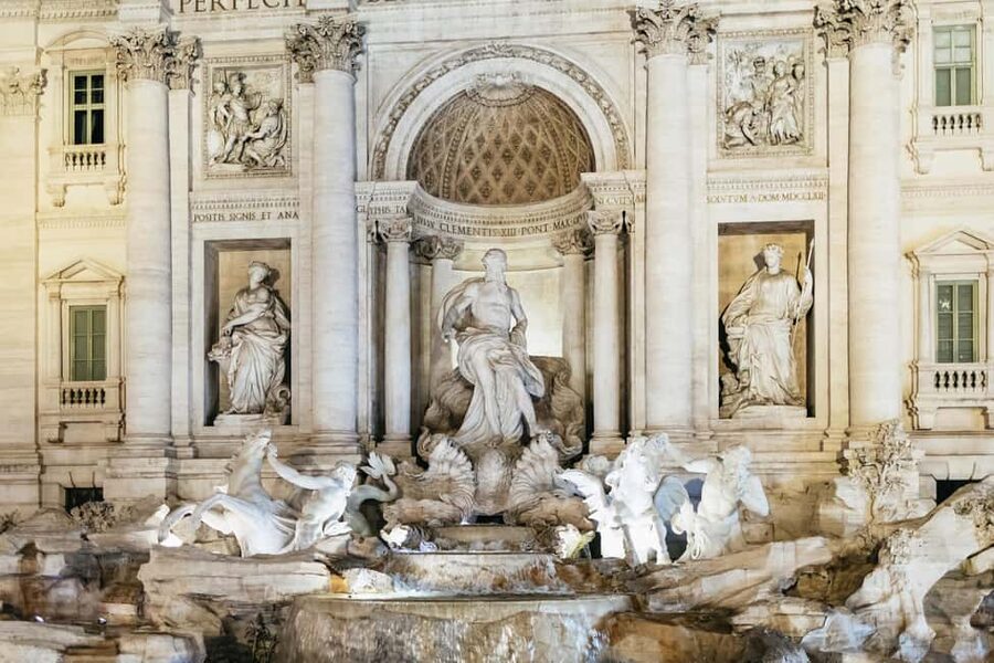 Rome: City Highlights Moonlight Walking Tour - Sant’Ignazio di Loyola and Galleria Sciarra: small stops with big atmosphere