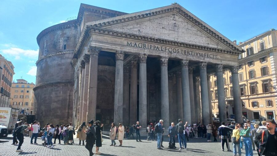 Rome: City Highlights Tour by Electric Golf Cart - Largo di Torre Argentina and Piazza Venezia, guided context in the corners