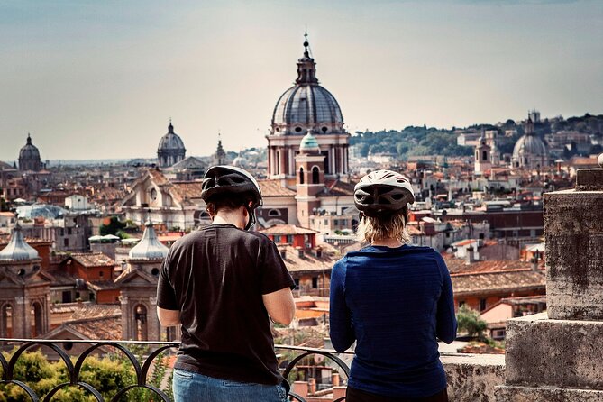 Rome City Small Group Bike Tour with quality Cannondale EBike - Stop 4: Spanish Steps and the Staircase Perspective