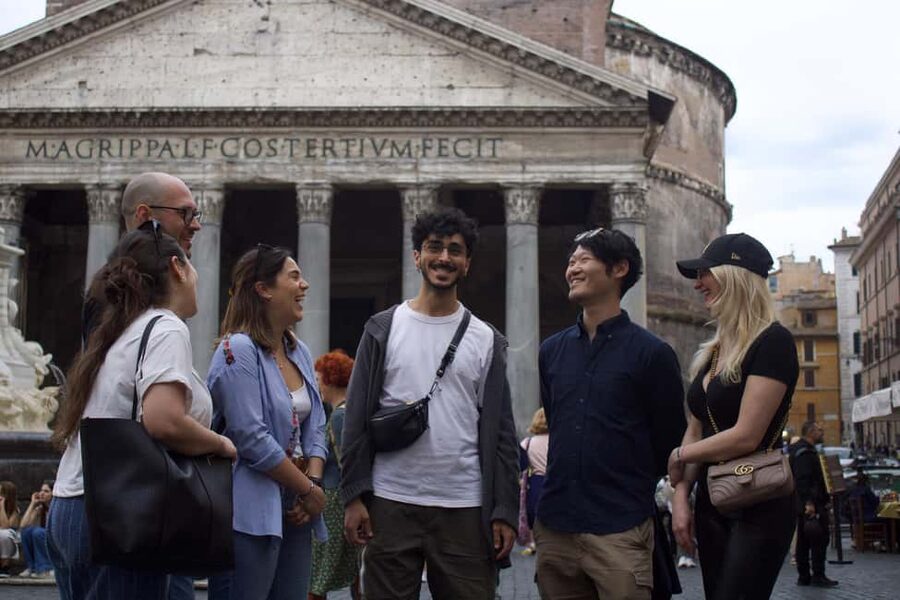 Rome: City Walking Tour in English or Spanish - A short, story-led Rome walk that actually moves